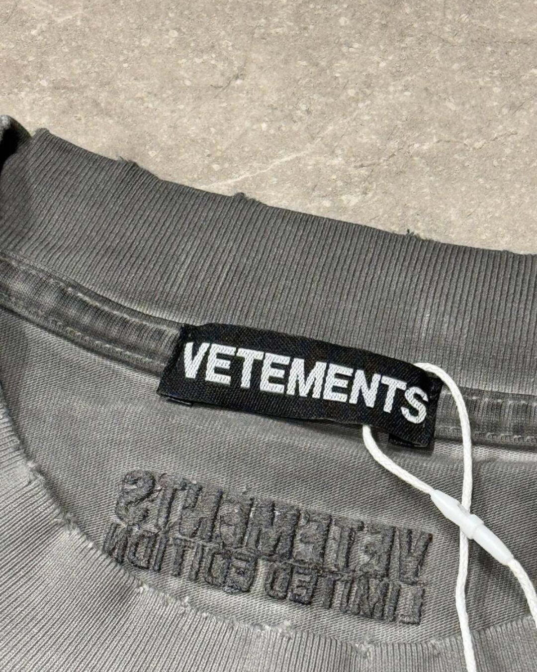 Футболка Vetements Logos — фото 9