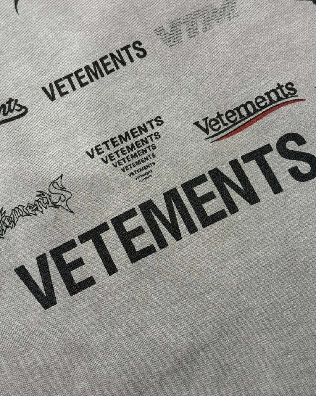Футболка Vetements Logos — фото 10
