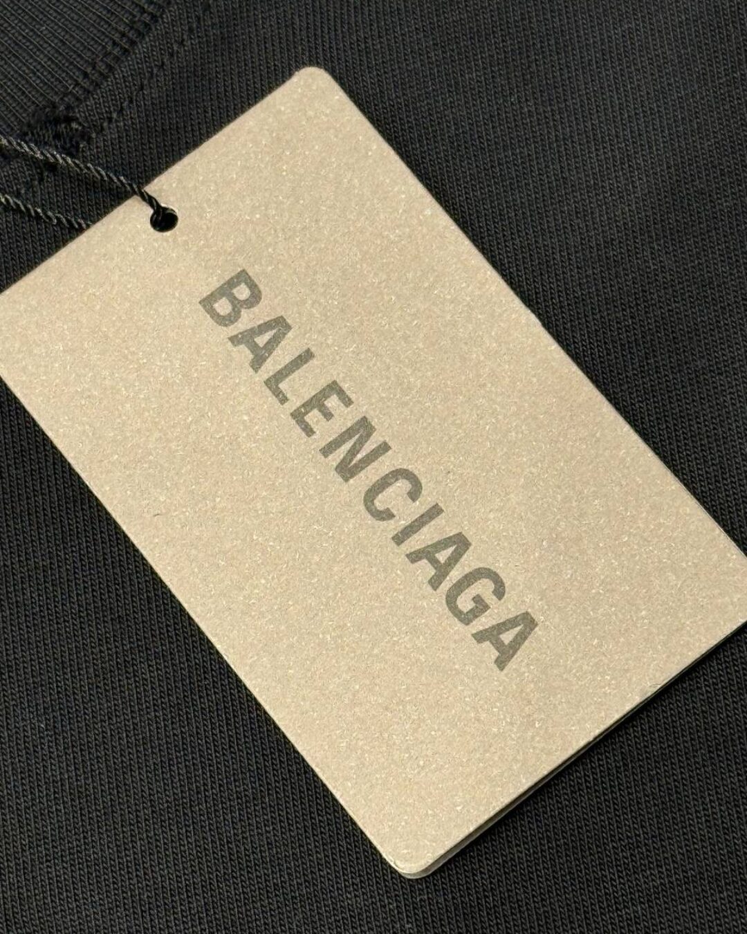Футболка Balenciaga