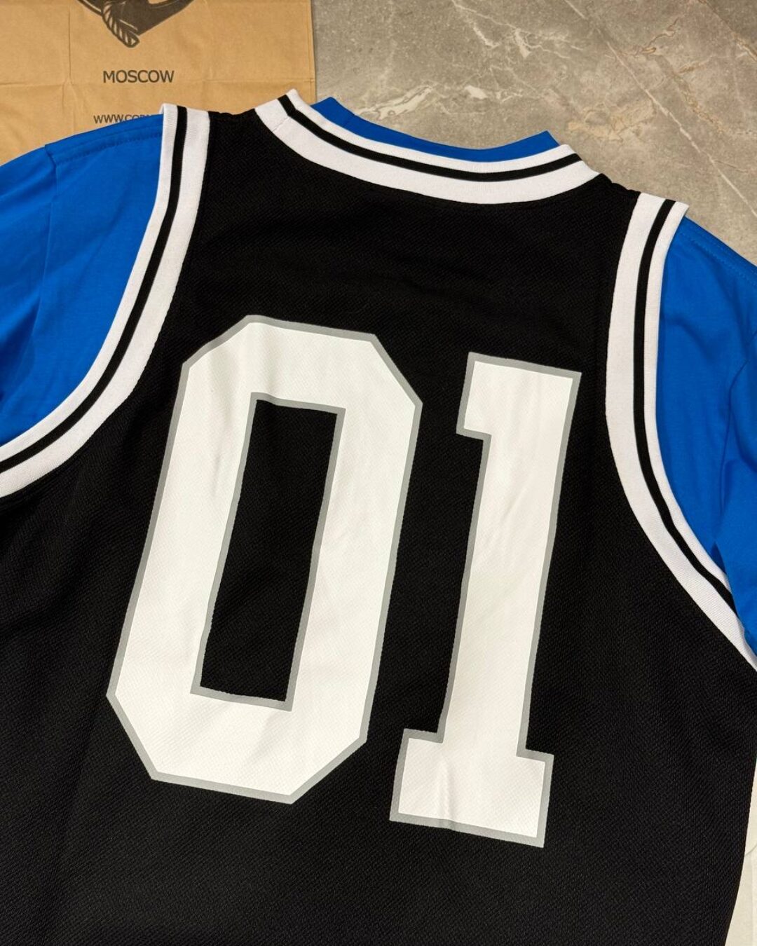 Кофта Balenciaga