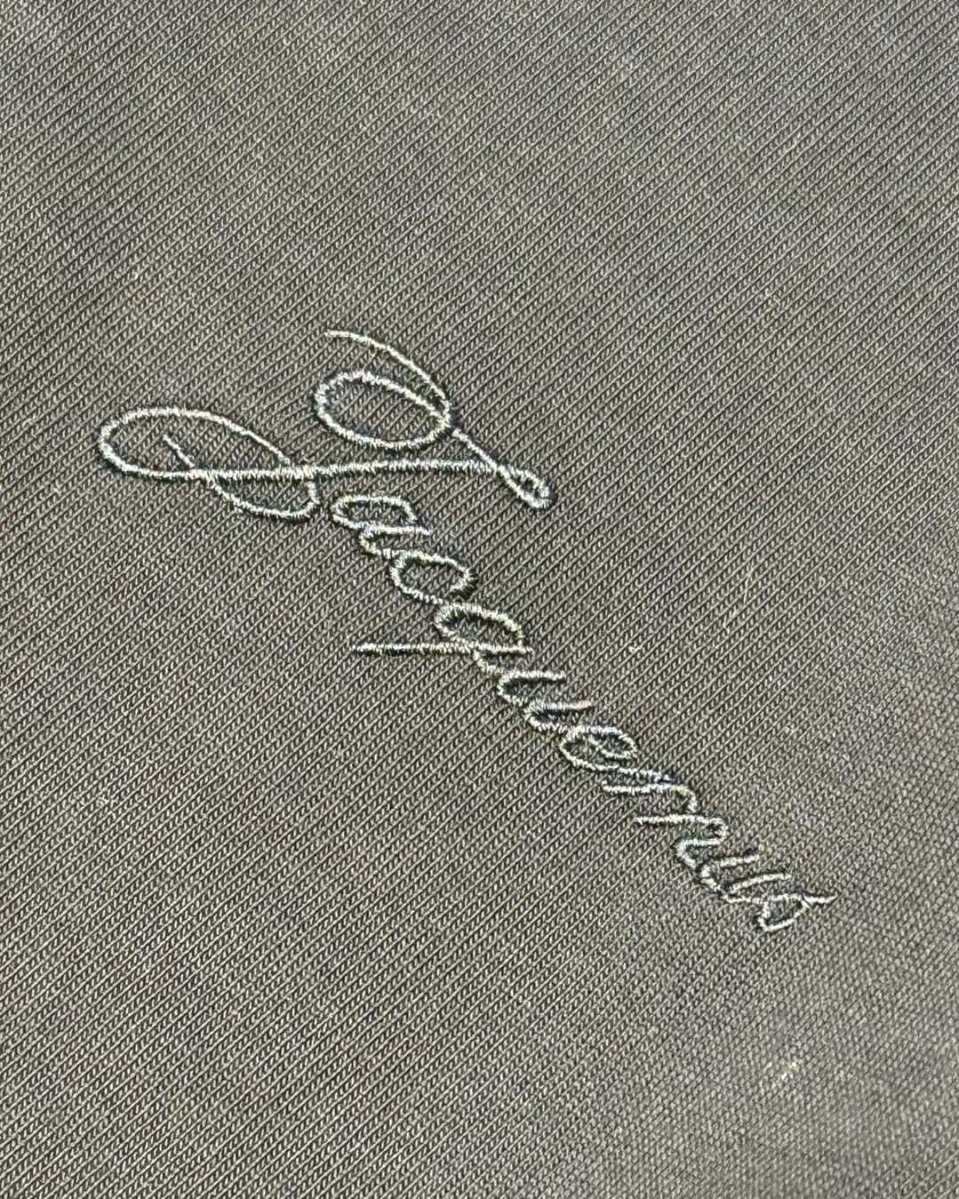 Футболка Jacquemus