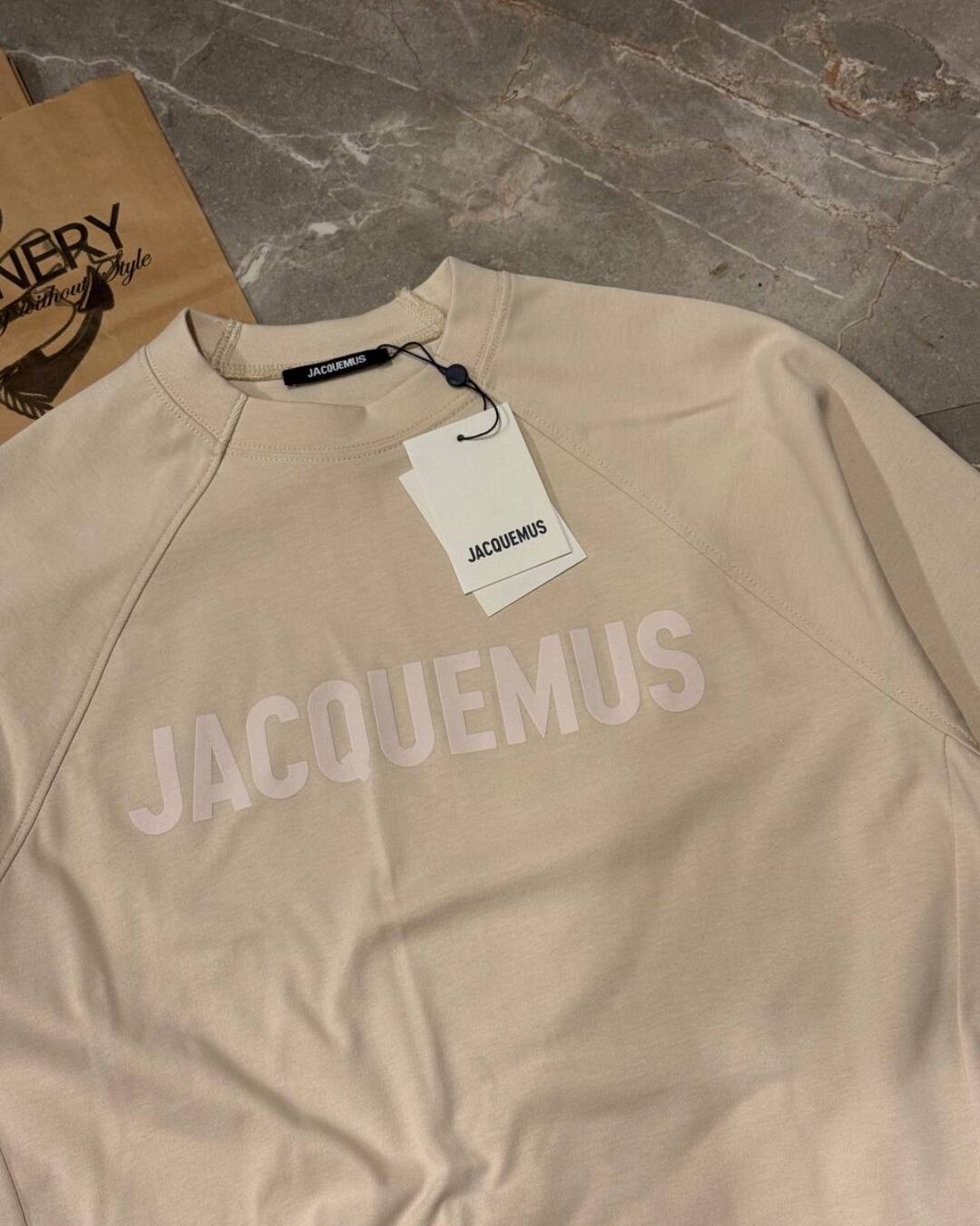 Футболка Jacquemus
