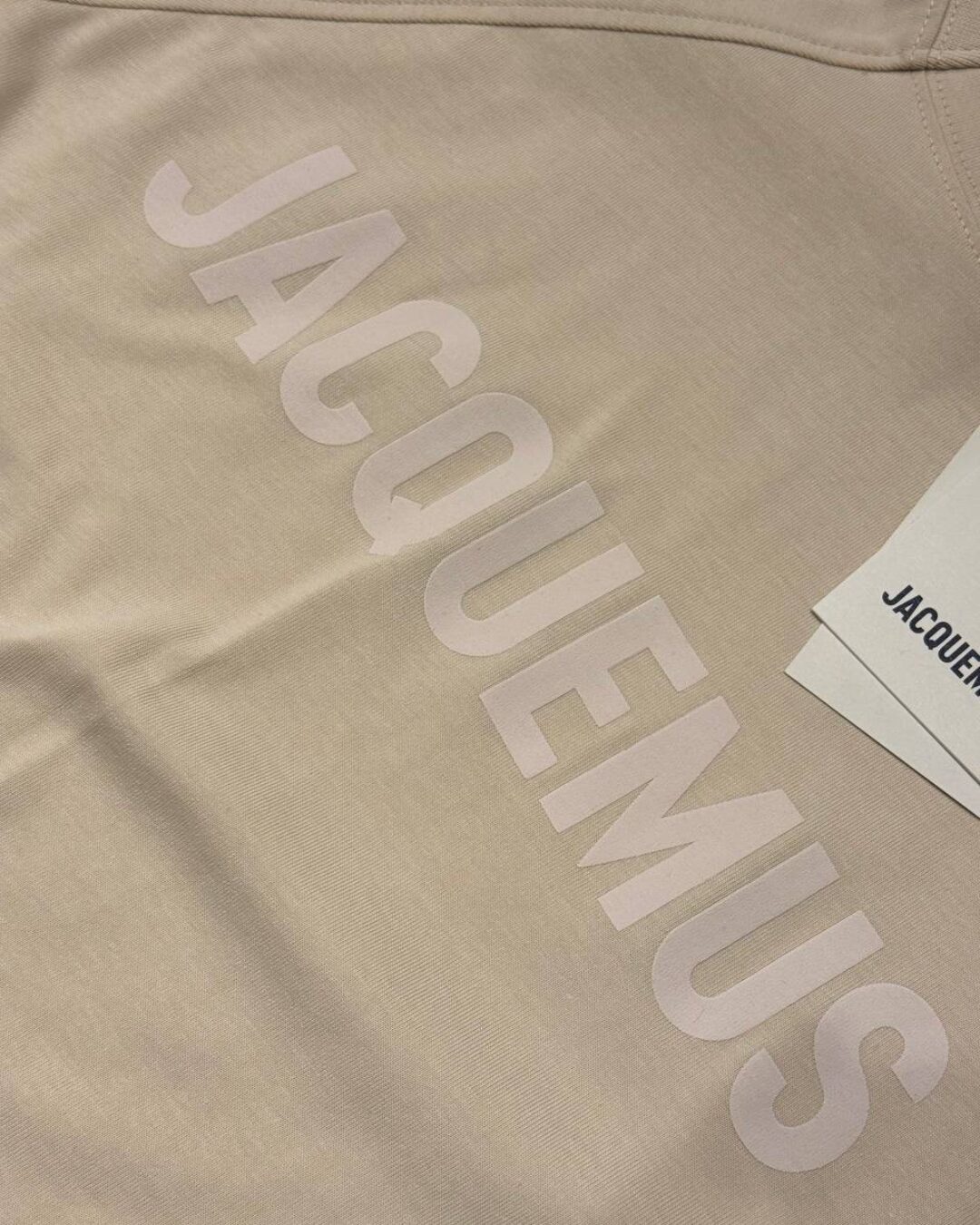 Футболка Jacquemus