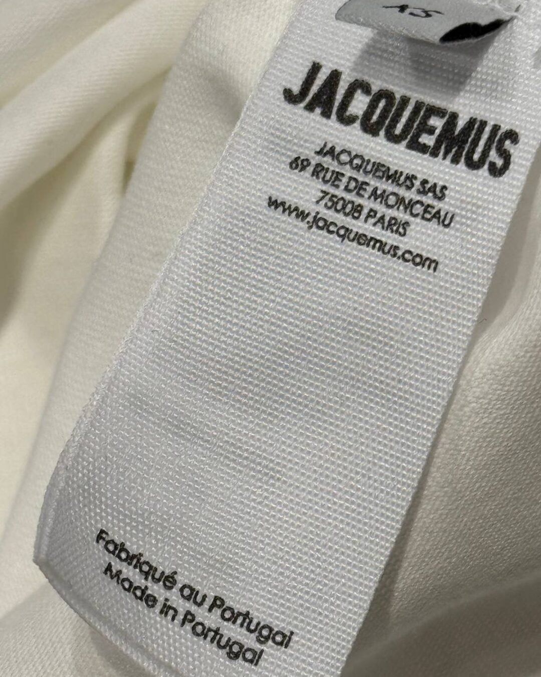 Футболка Jacquemus