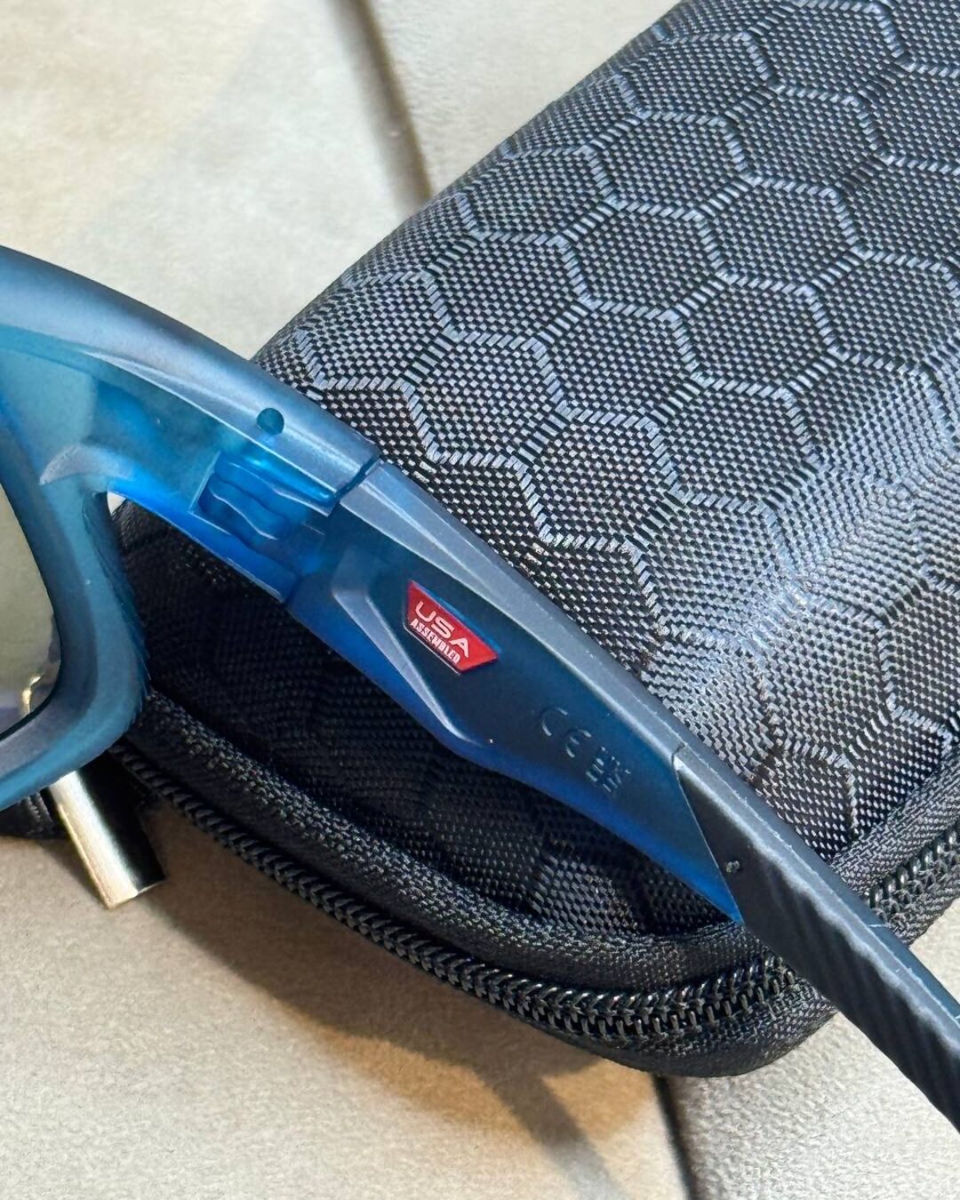 Очки Oakley