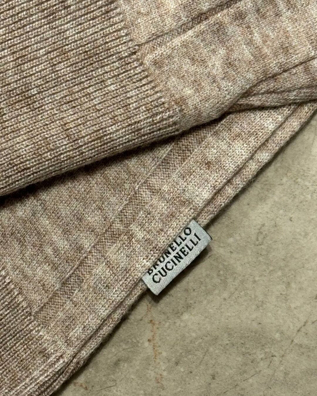 Свитер Brunello Cucinelli