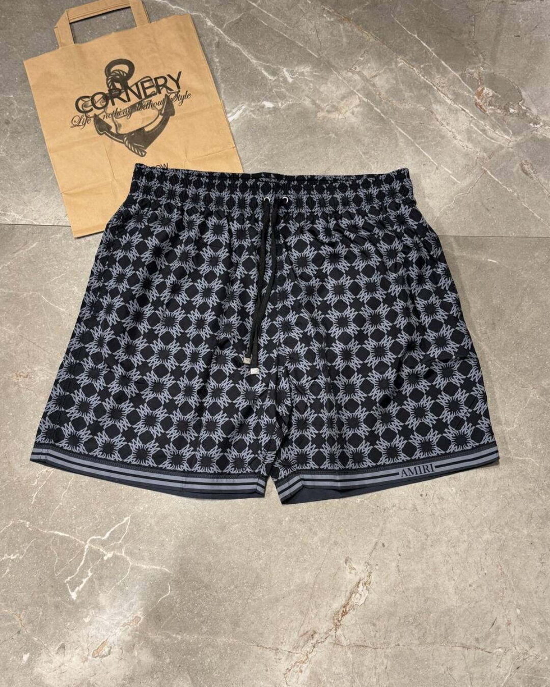 Шорты Amiri