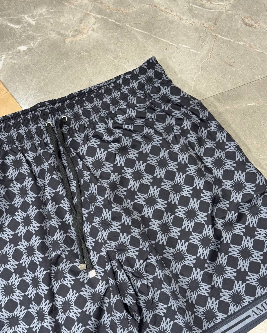 Шорты Amiri