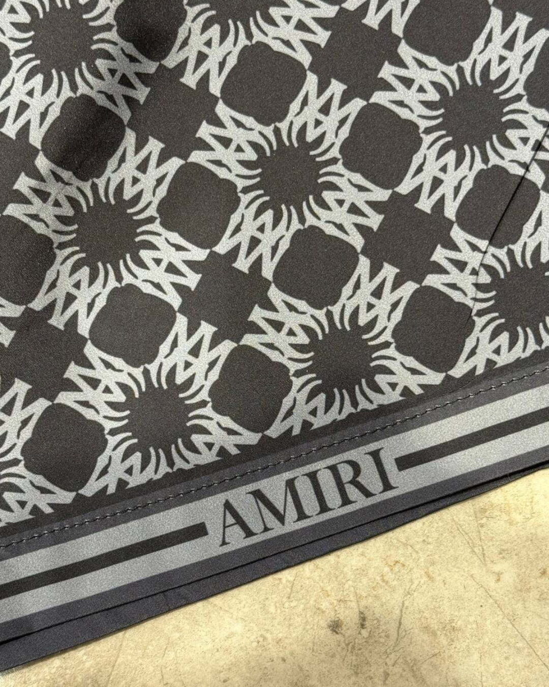 Шорты Amiri