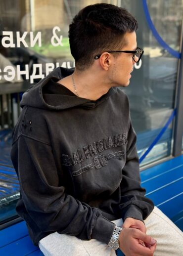 Худи Balenciaga