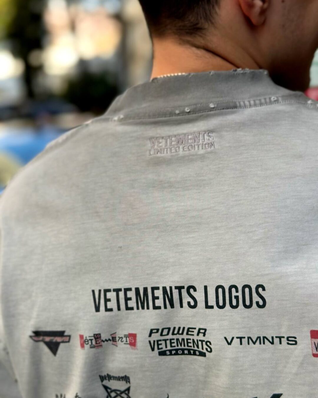 Футболка Vetements Logos
