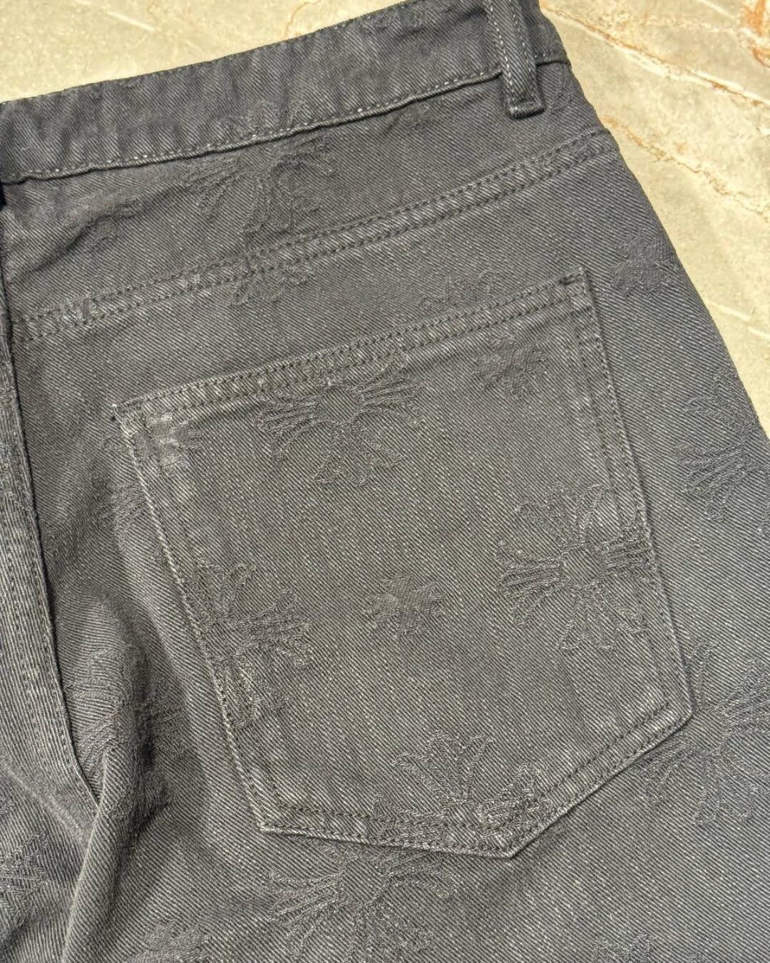 Джинсы Chrome Hearts