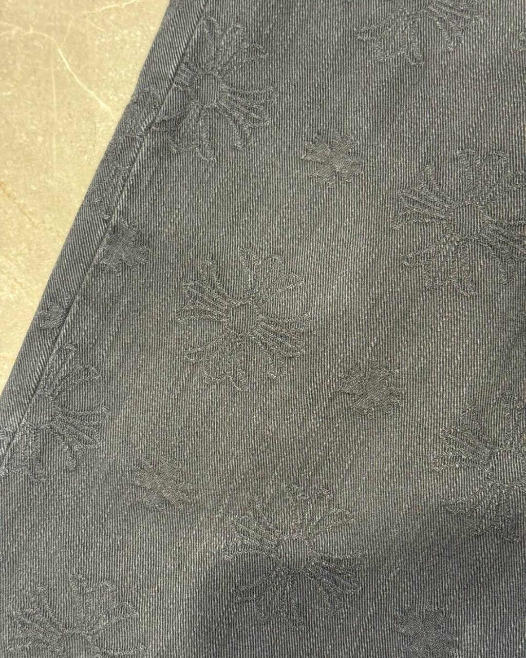 Джинсы Chrome Hearts