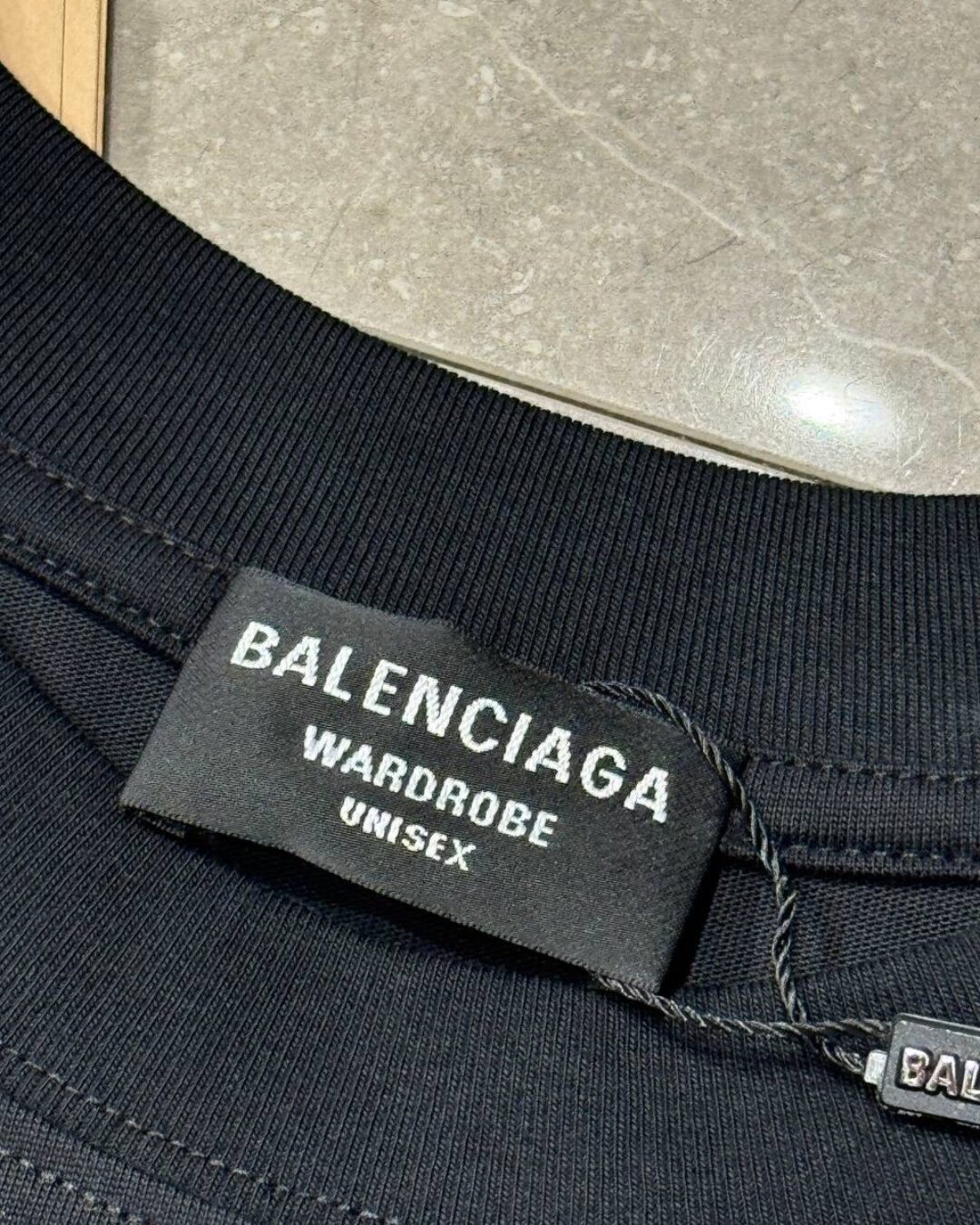 Футболка Balenciaga