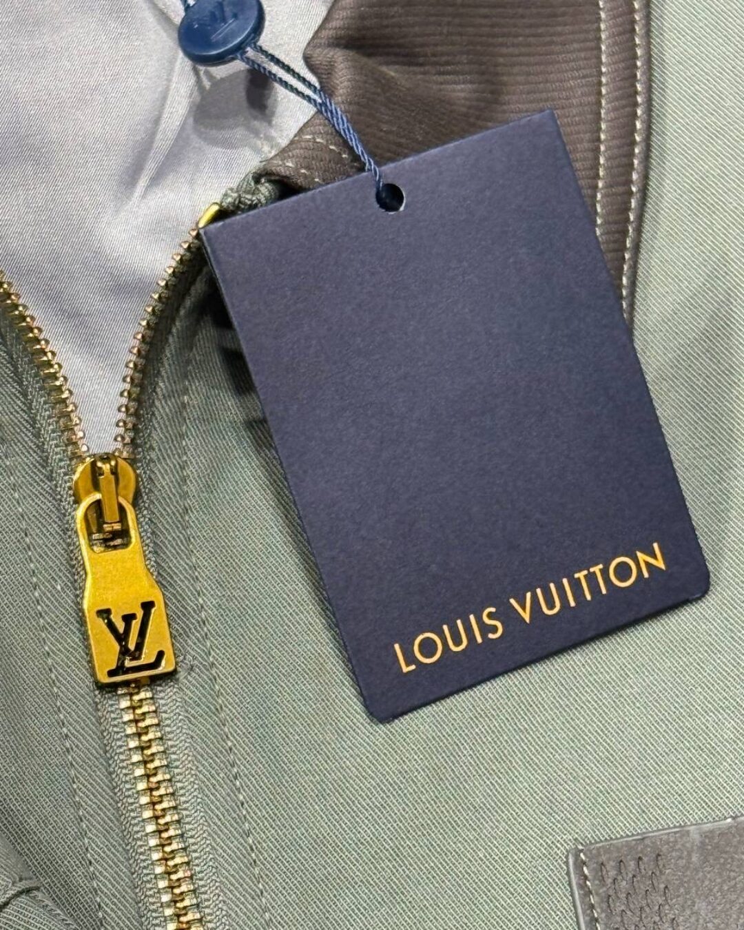 Костюм Louis Vuitton