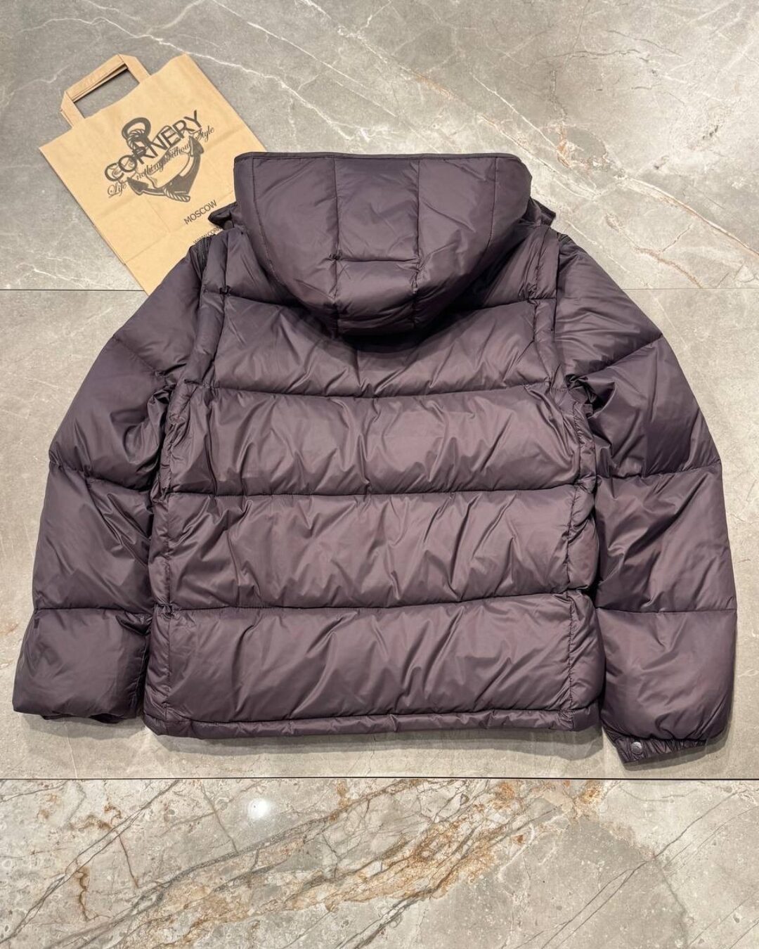 Пуховик Moncler