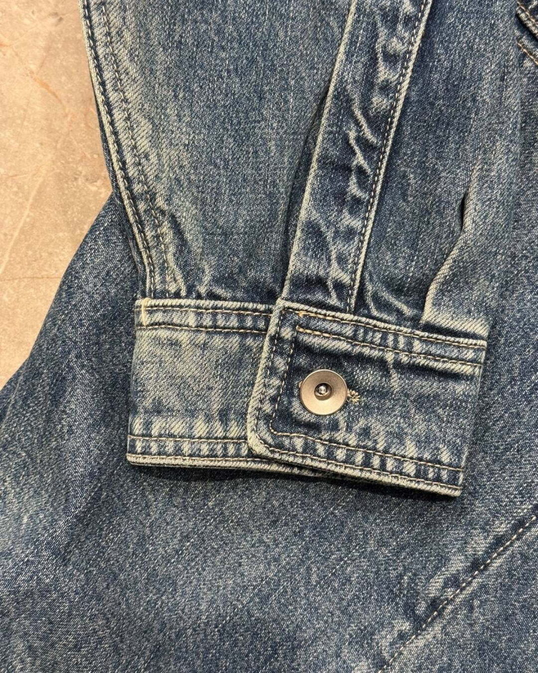 Джинсовка Cornery