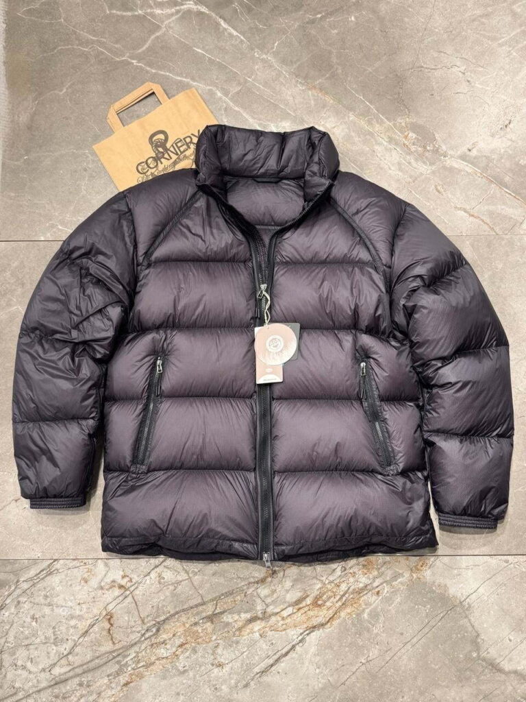 Пуховик Moncler