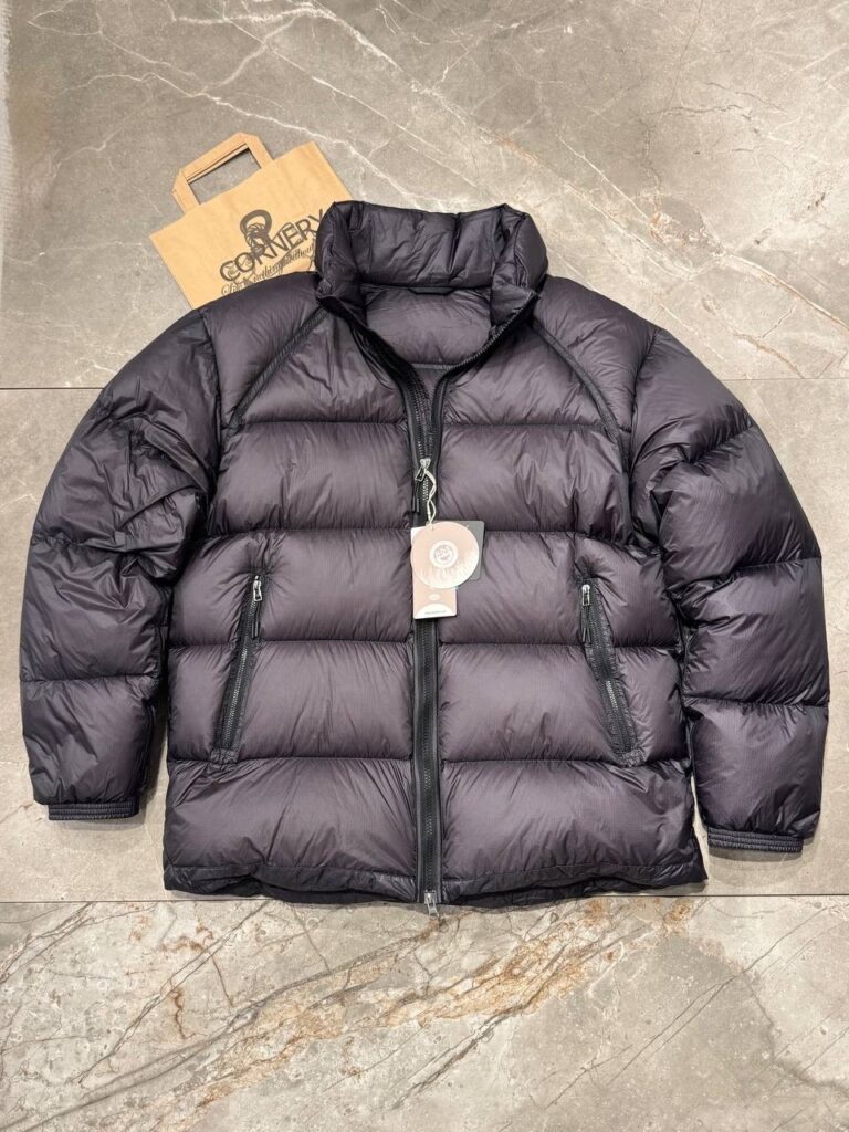 Пуховик Moncler