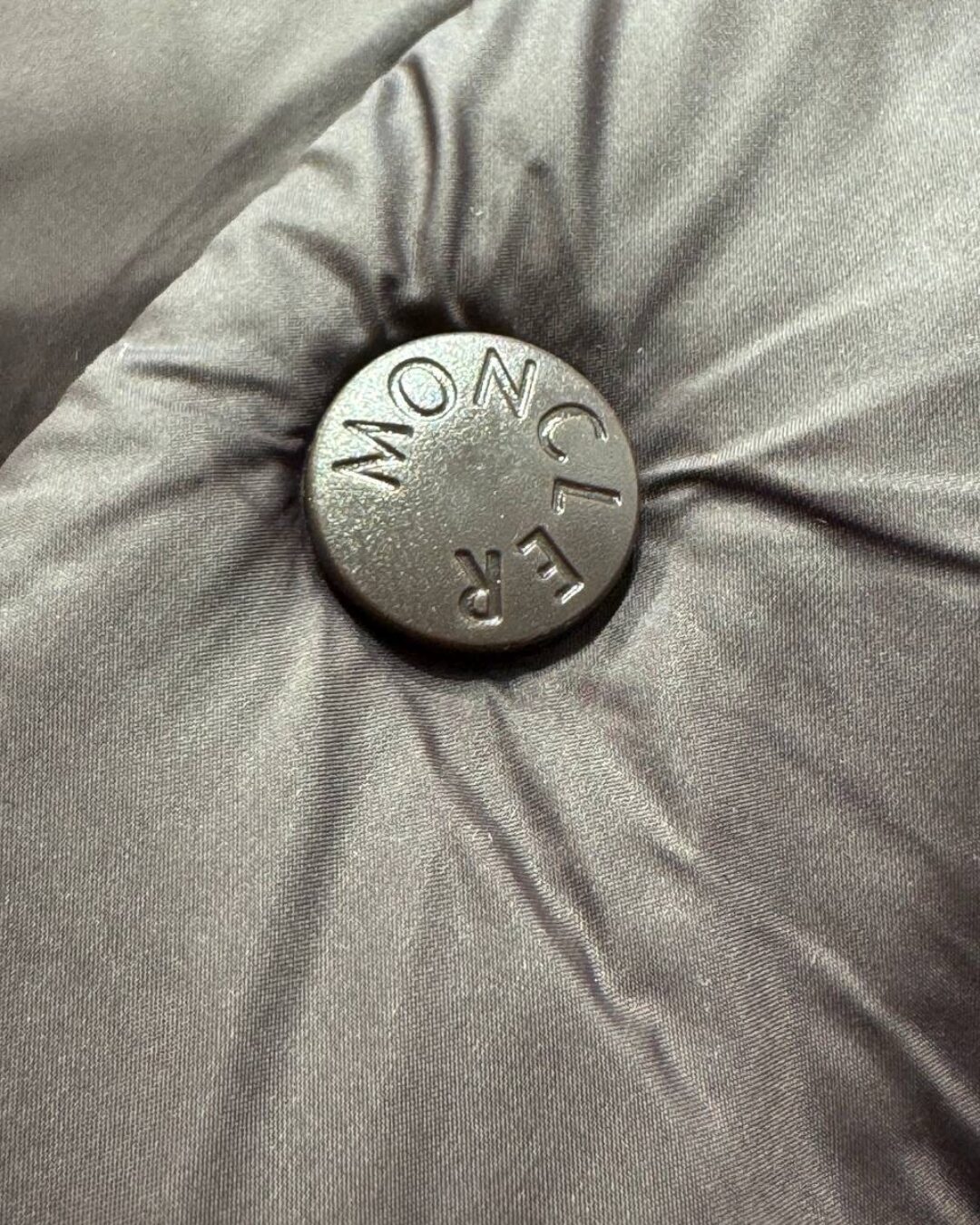 Пуховик Moncler