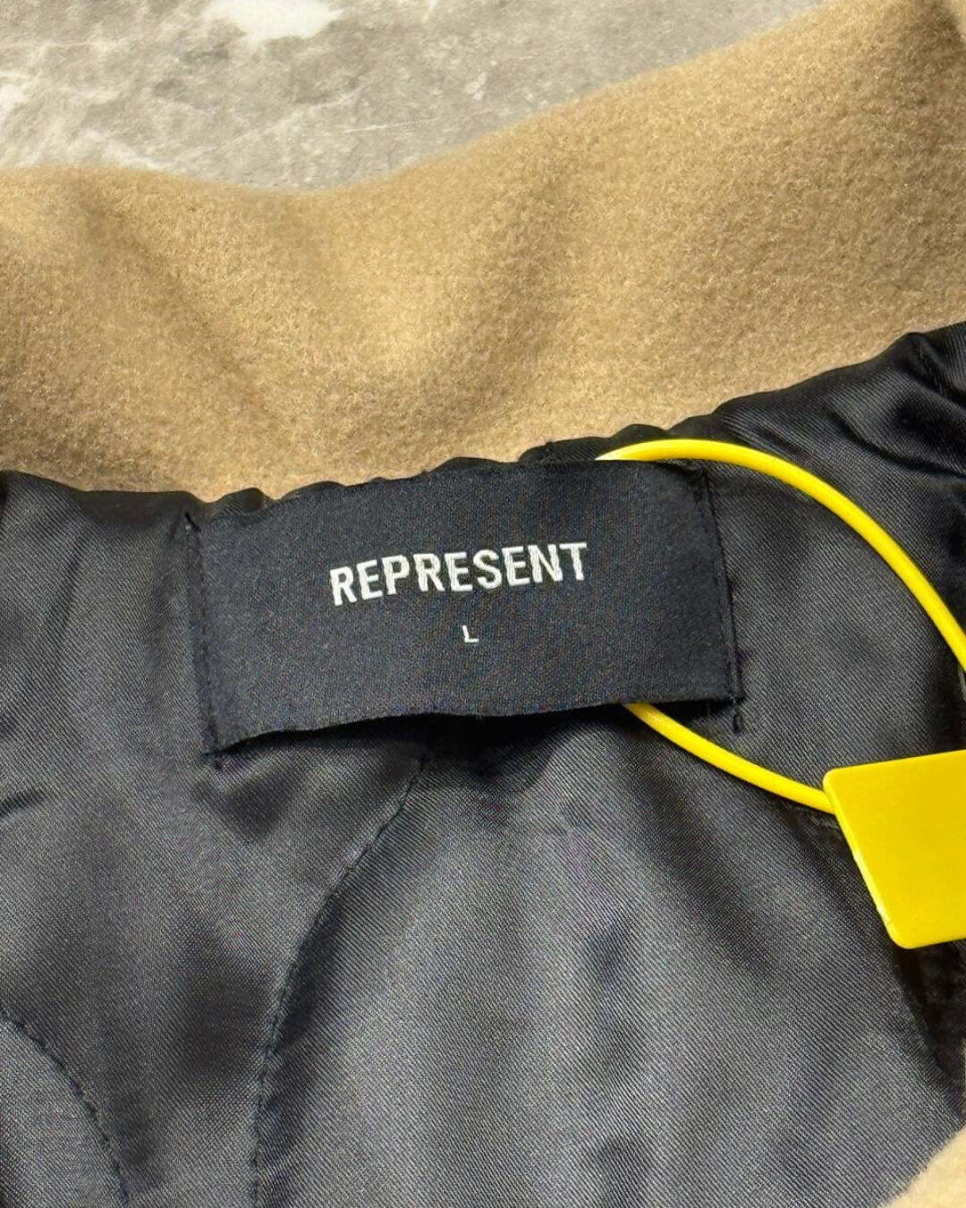 Бомбер Represent