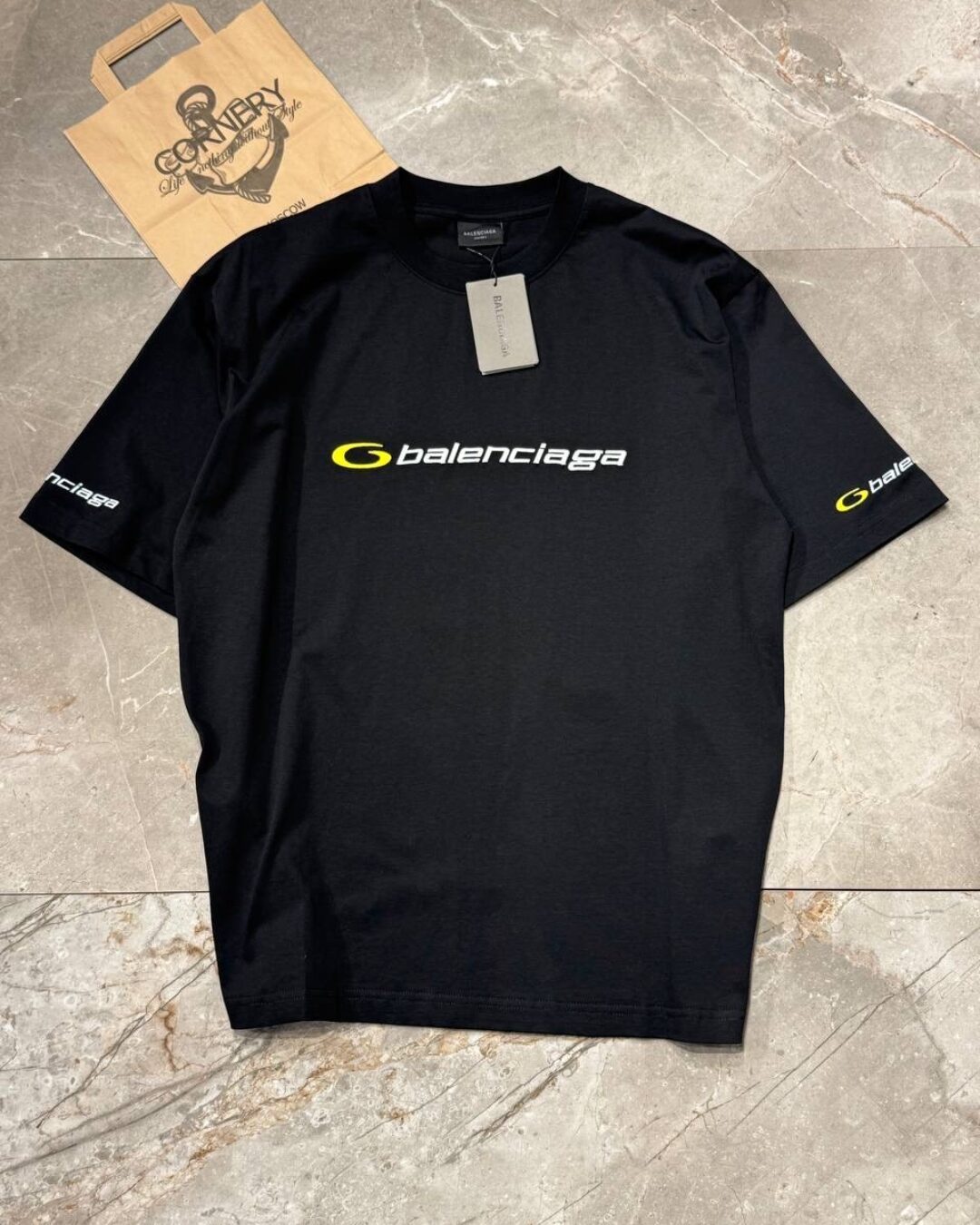 Футболка Balenciaga