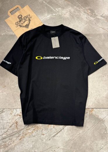 Футболка Balenciaga