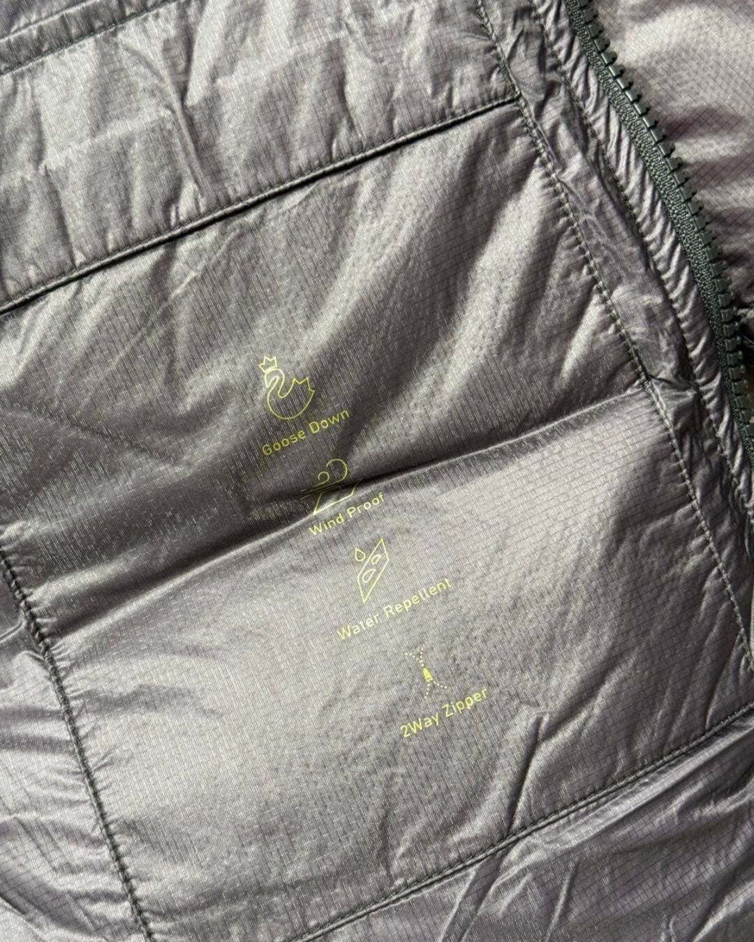 Пуховик Moncler