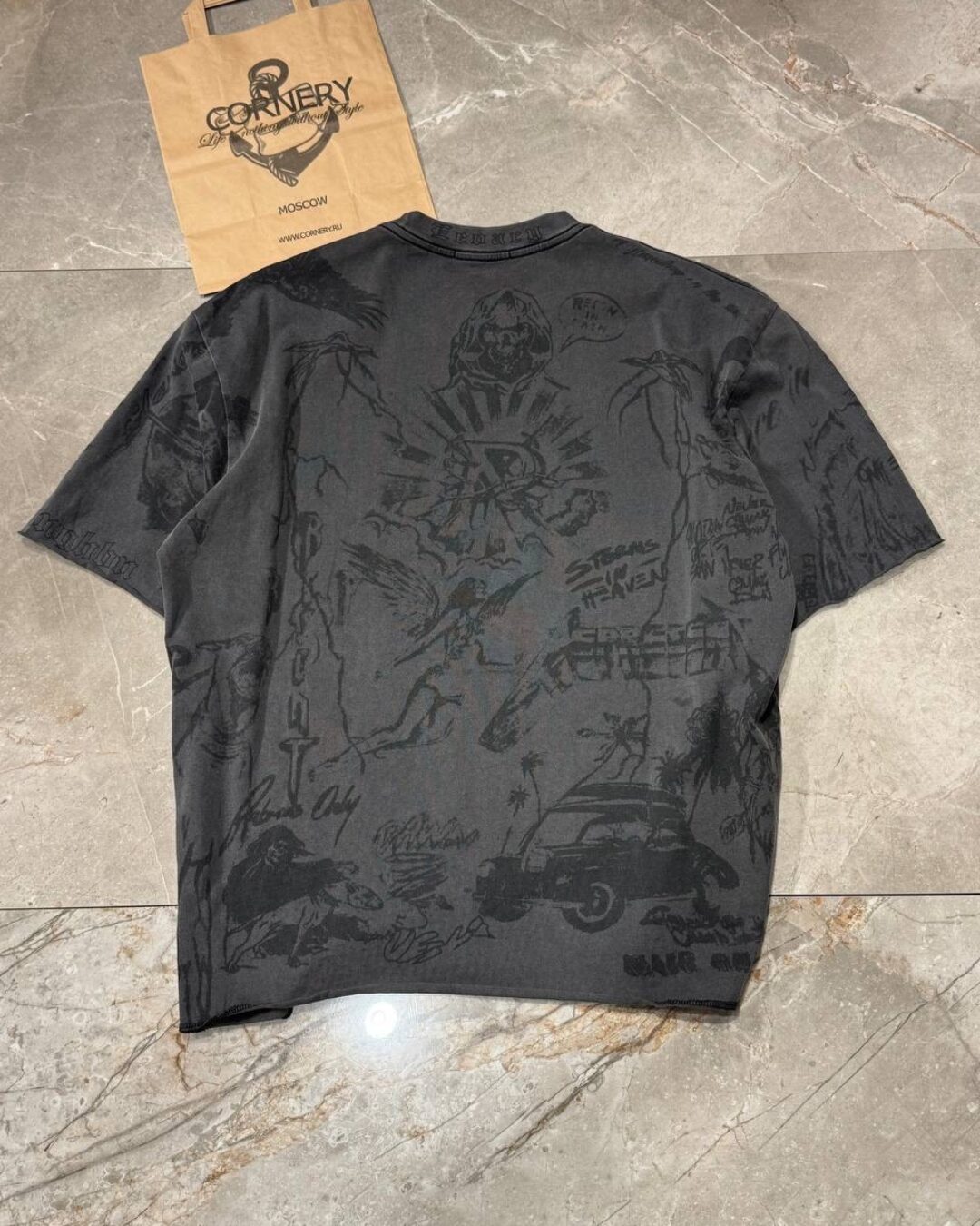 Футболка Represent