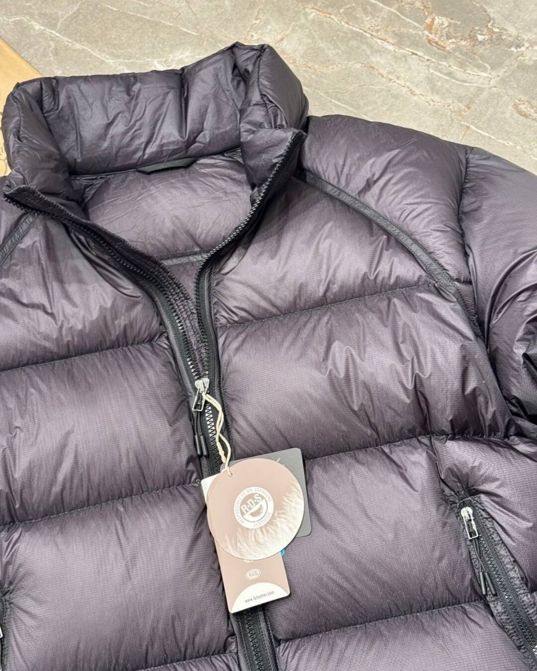 Пуховик Moncler