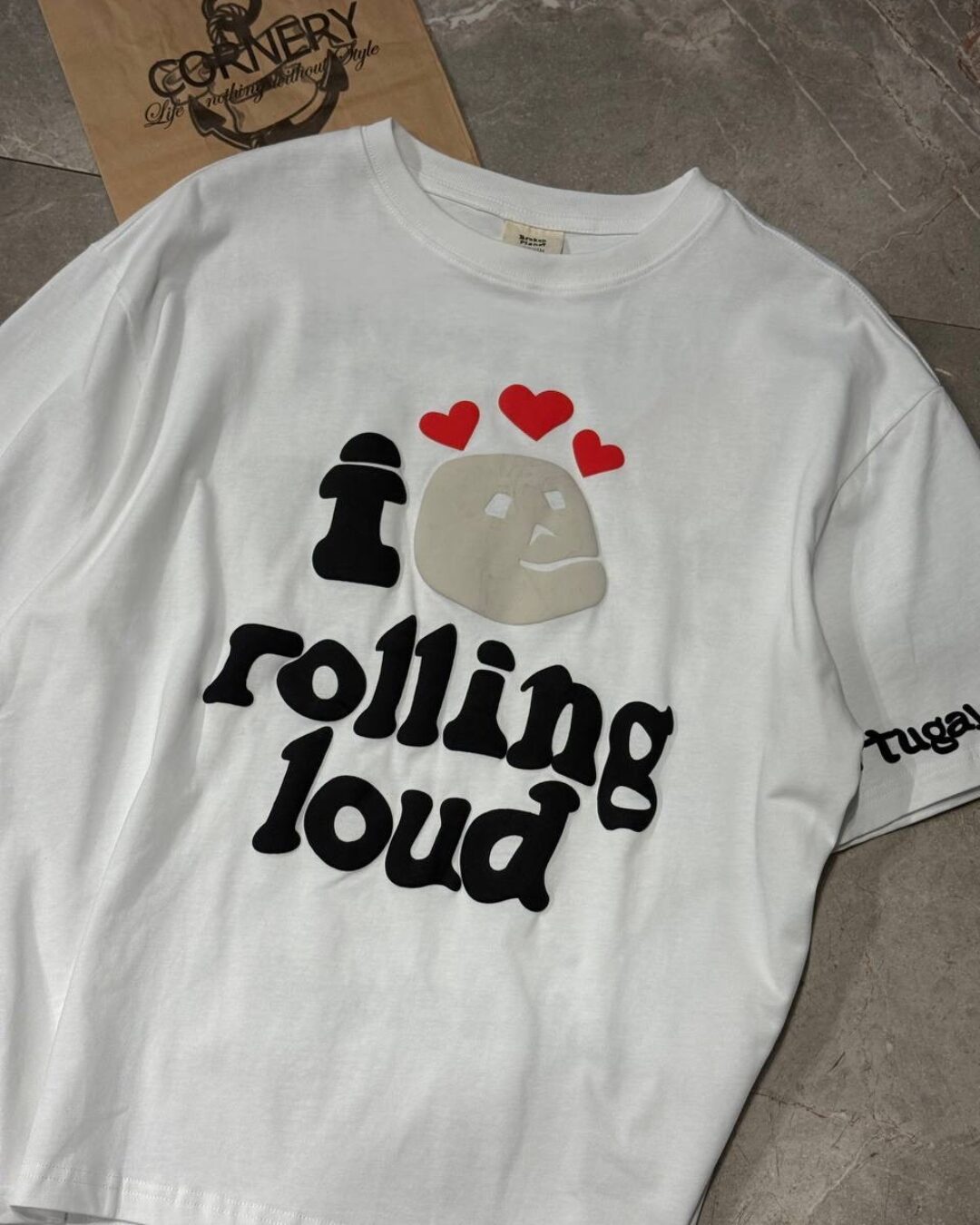 Футболка Broken Planet