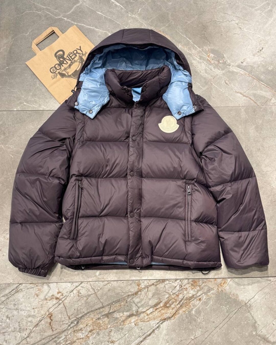 Пуховик Moncler