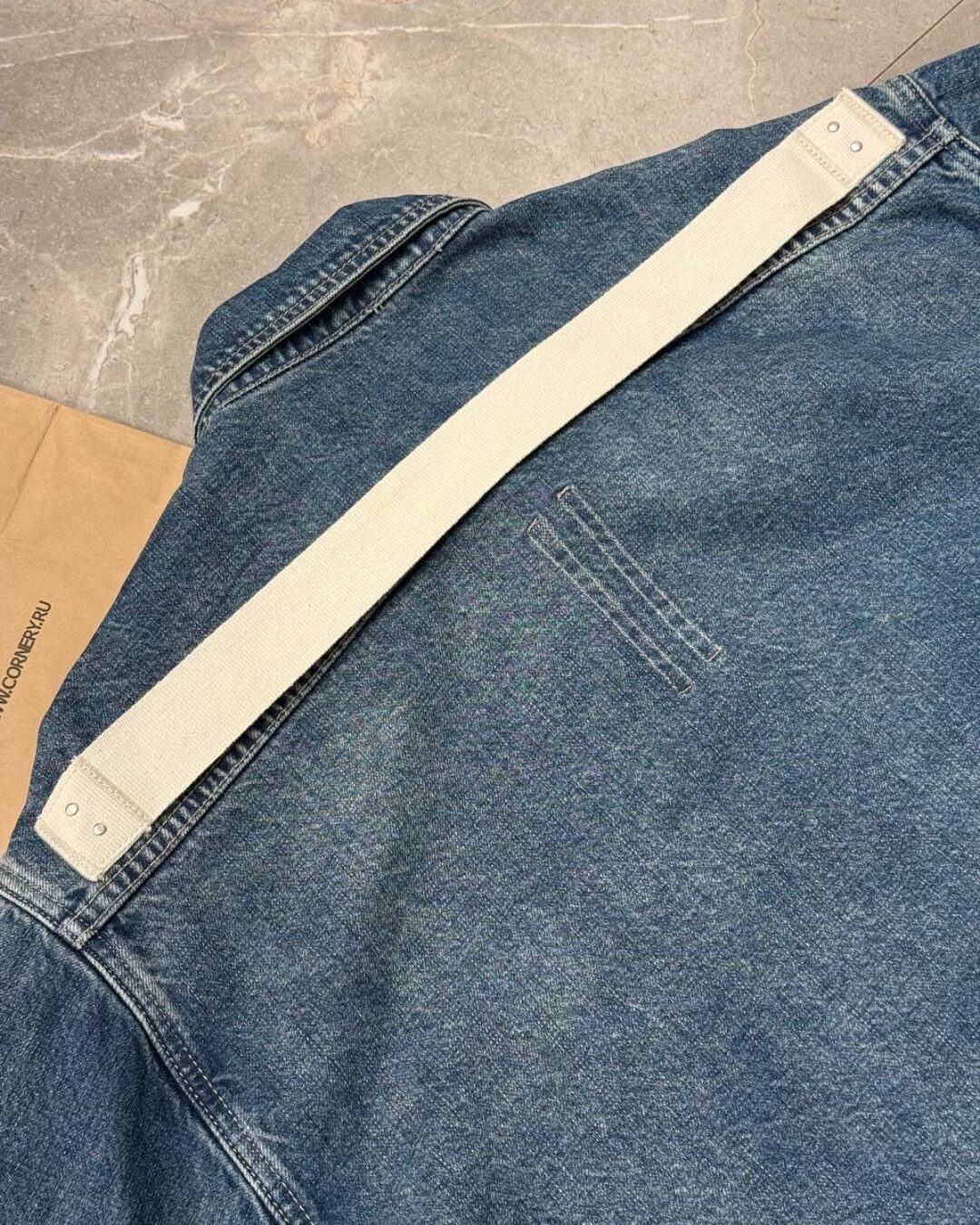 Джинсовка Cornery