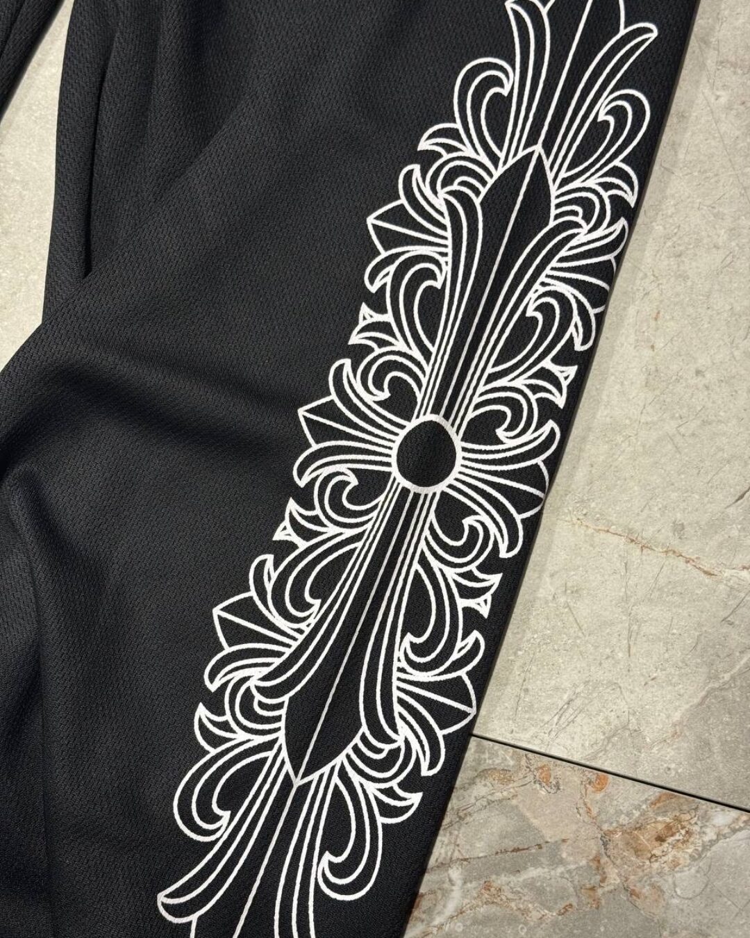 Спортивные штаны Chrome Hearts
