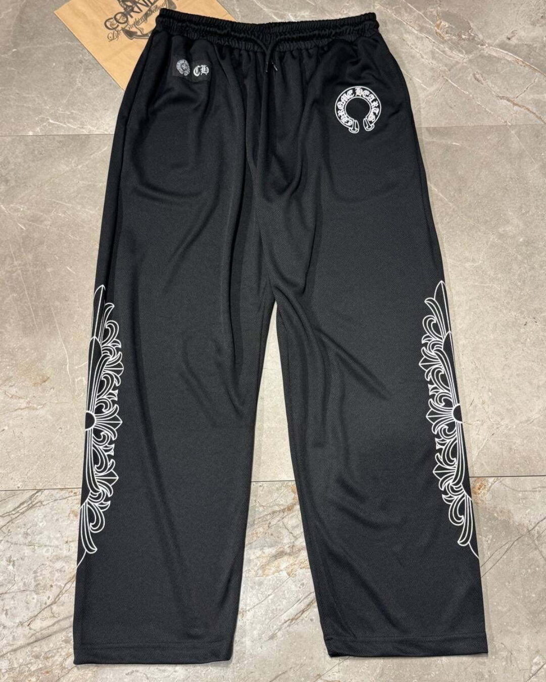 Спортивные штаны Chrome Hearts