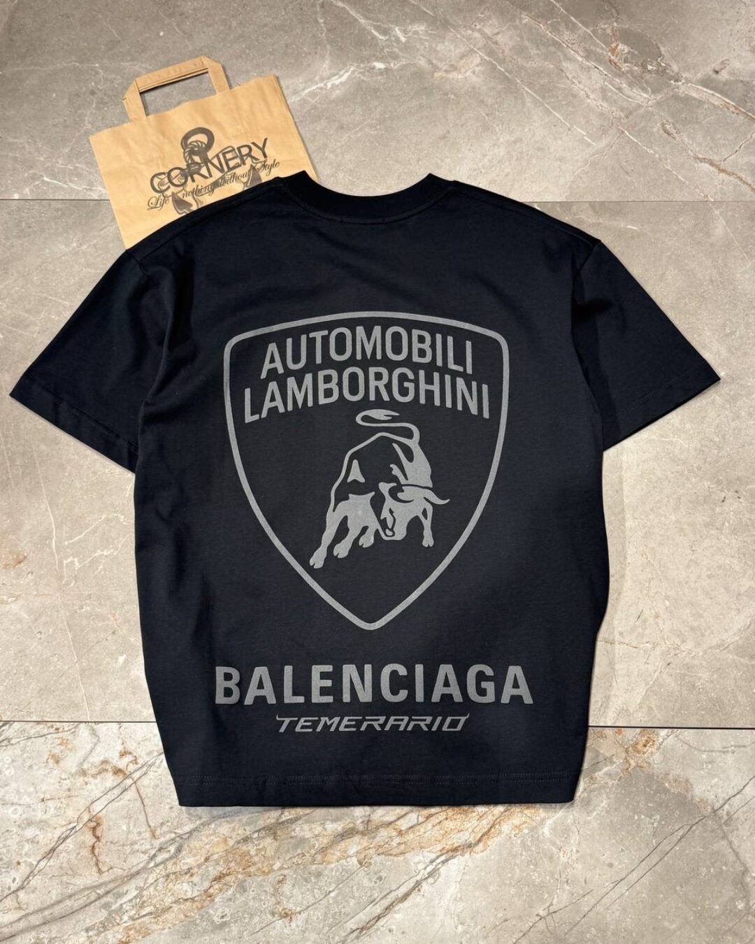 Футболка Balenciaga