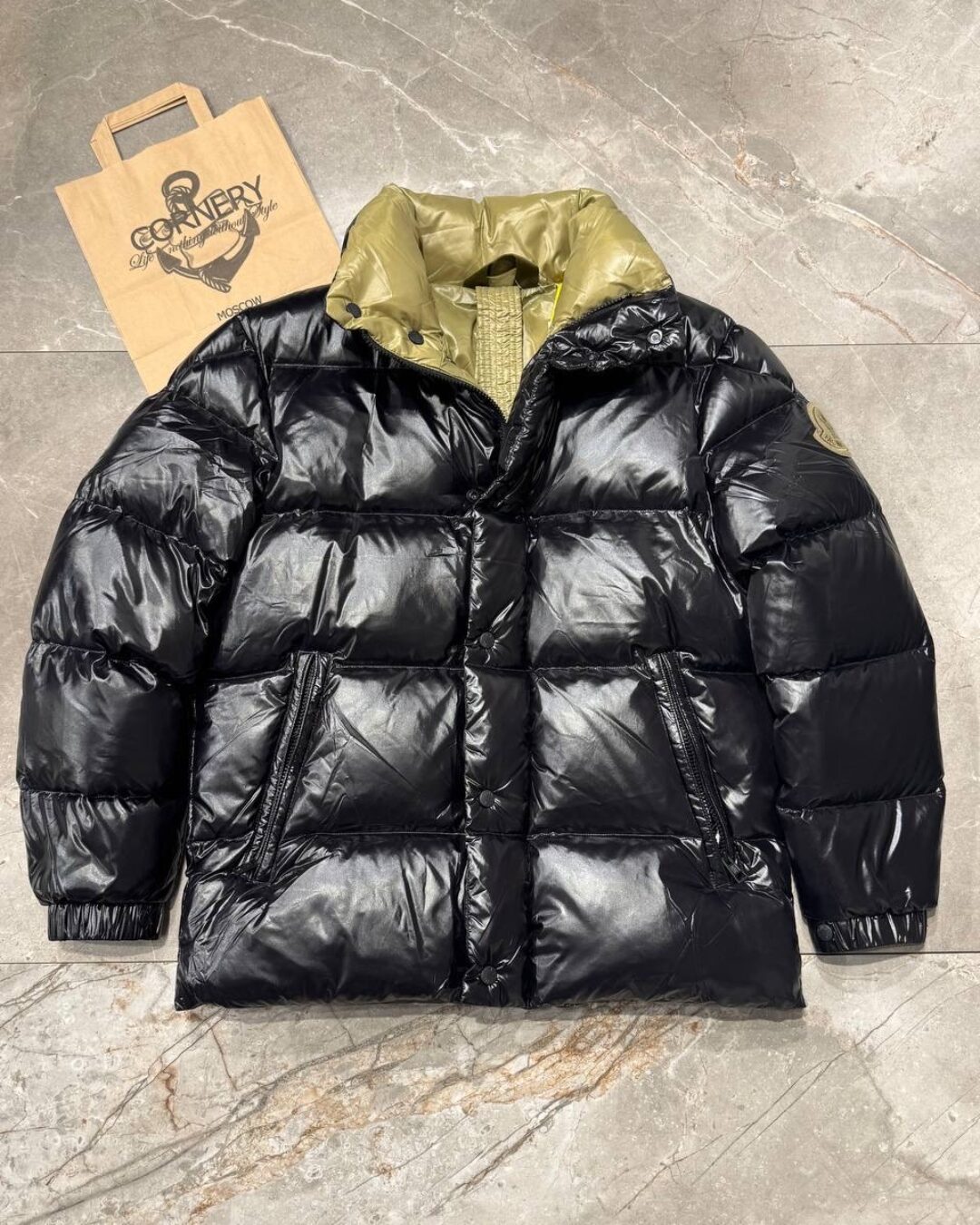 Пуховик Moncler