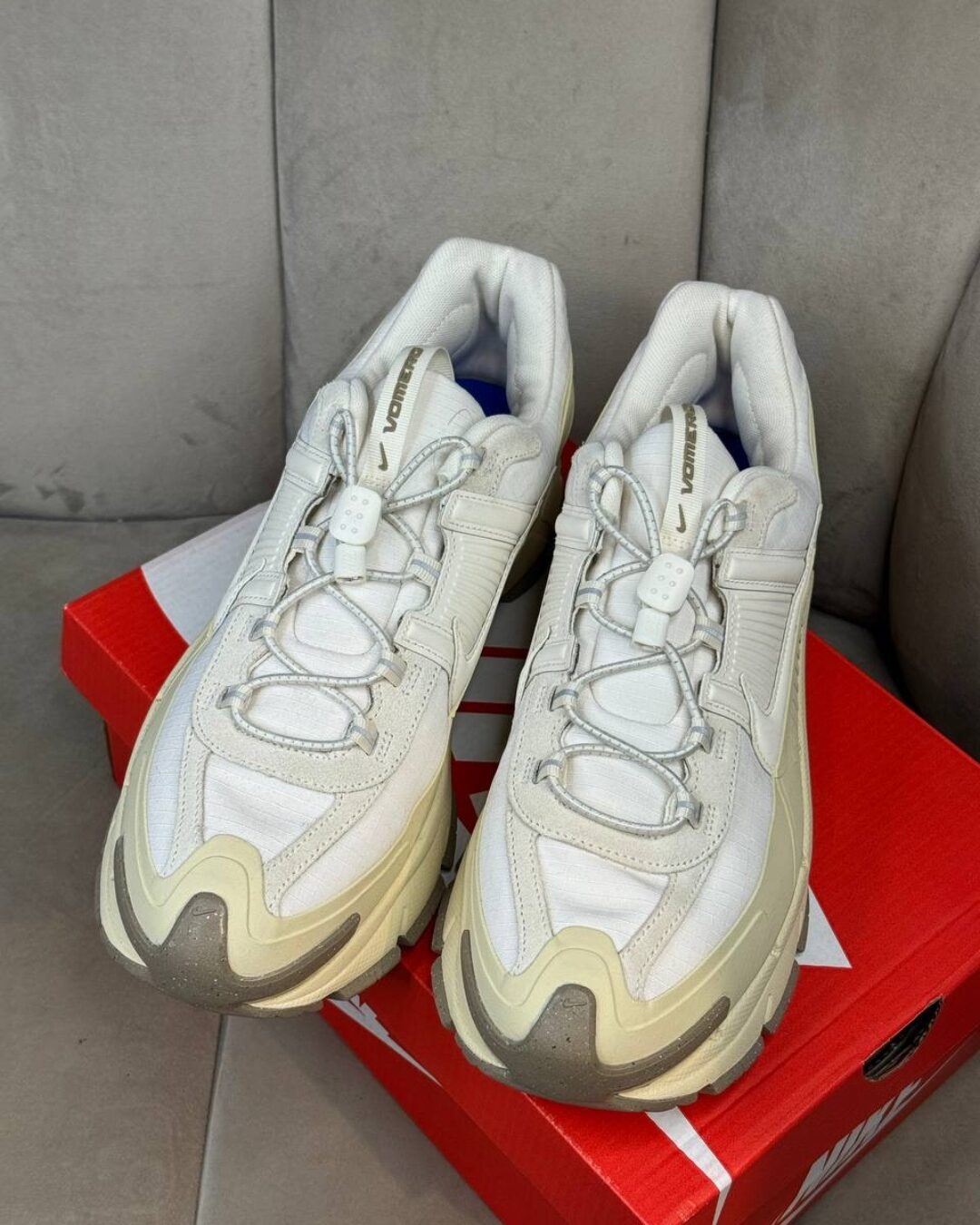 Кроссовки Nike