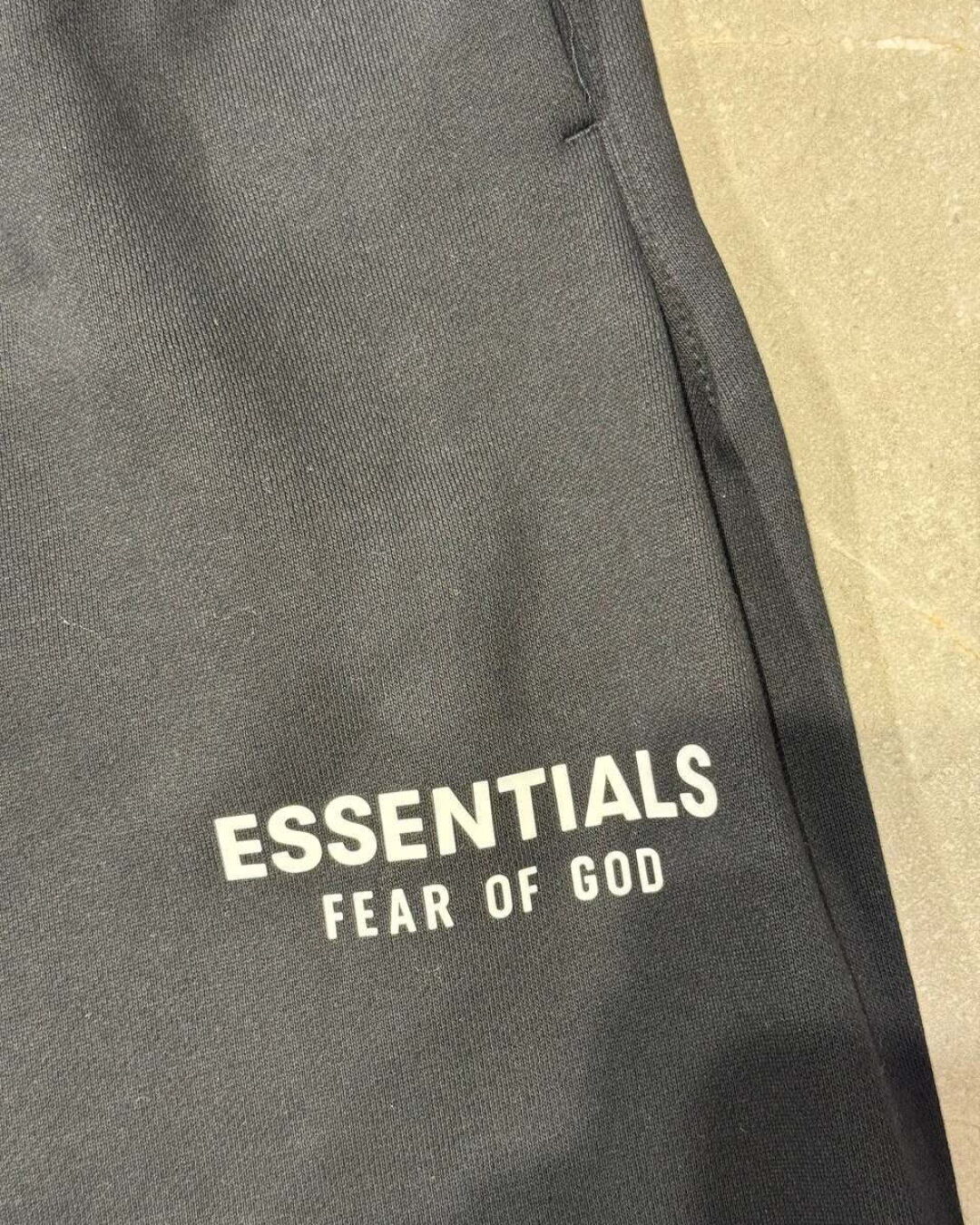 Спортивные штаны Fear Of God — фото 4
