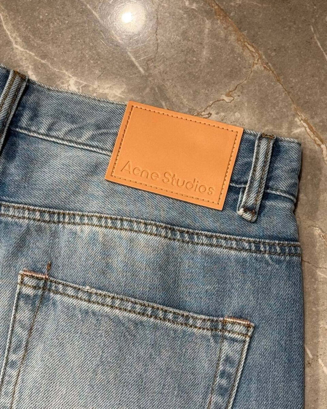 Джинсы Acne Studios