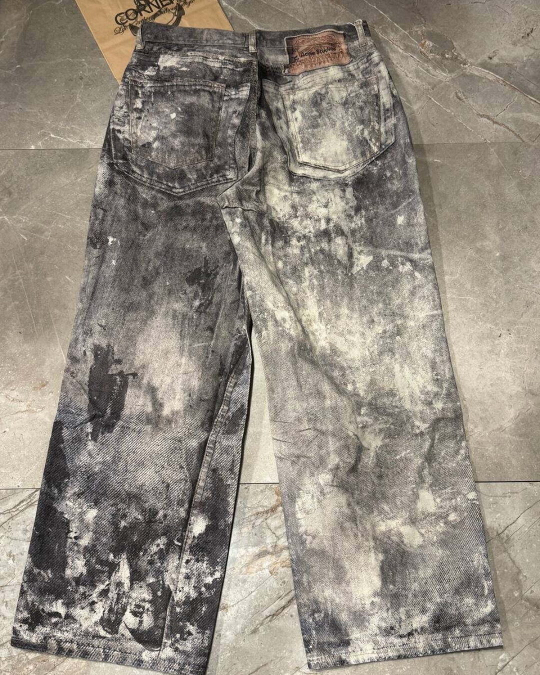 Джинсы Acne Studios