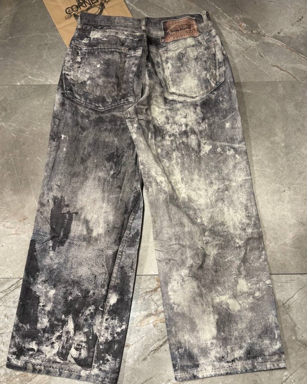 Джинсы Acne Studios