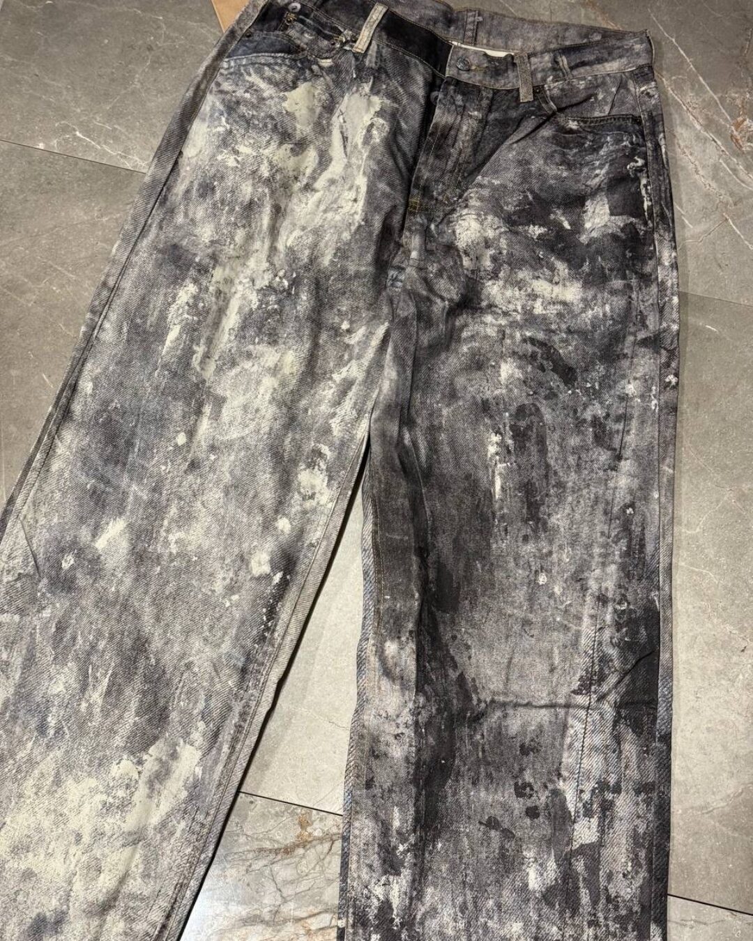 Джинсы Acne Studios