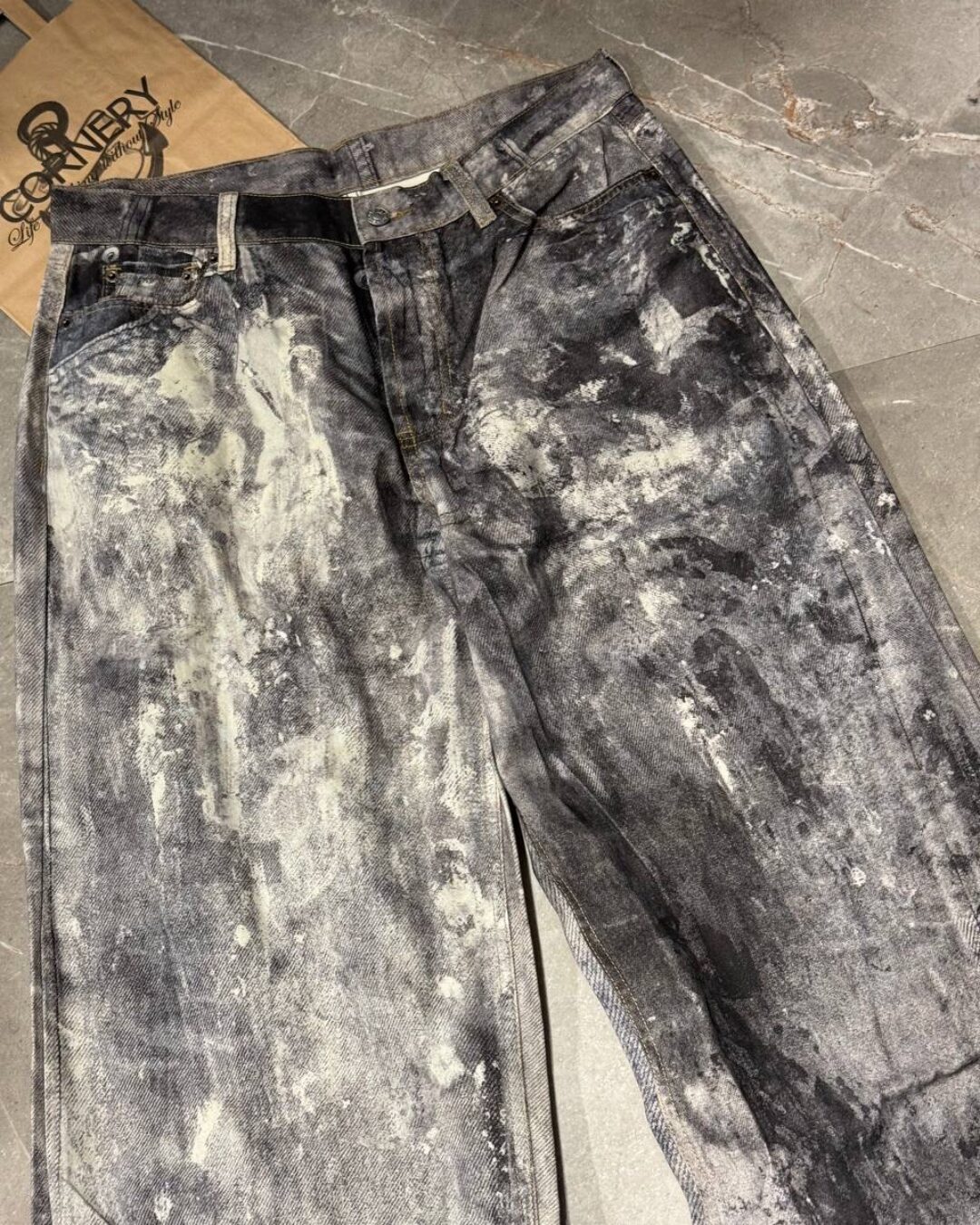 Джинсы Acne Studios