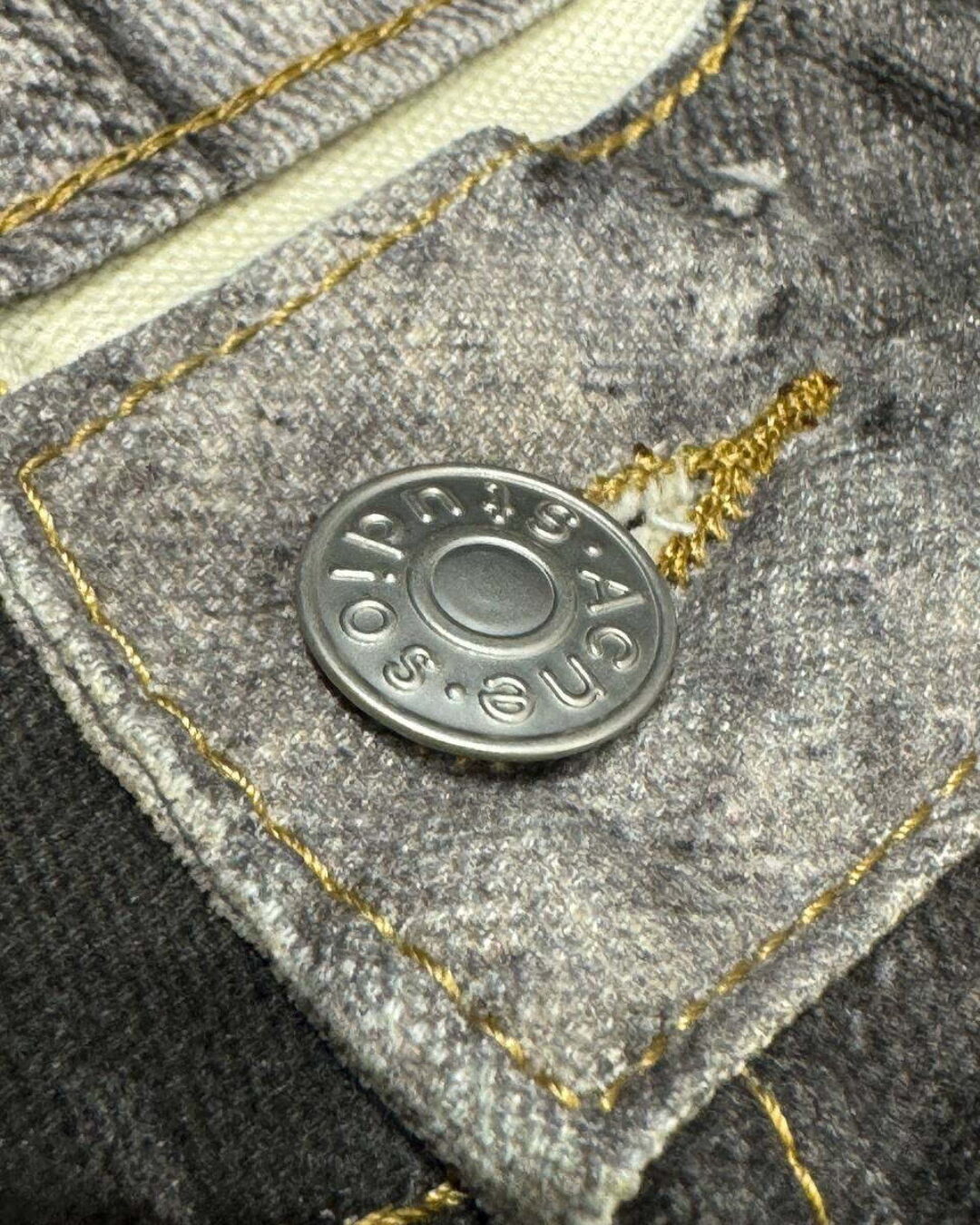 Джинсы Acne Studios