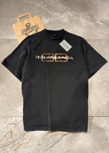 Футболка Balenciaga