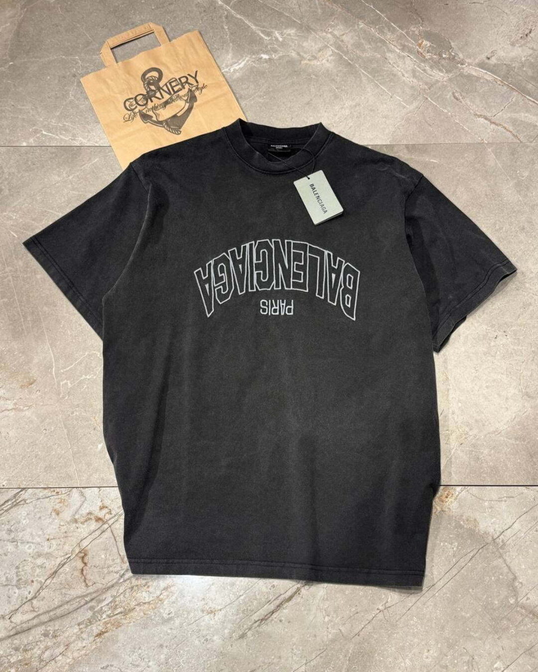 Футболка Balenciaga
