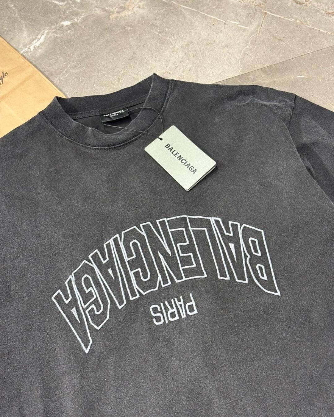Футболка Balenciaga — фото 4