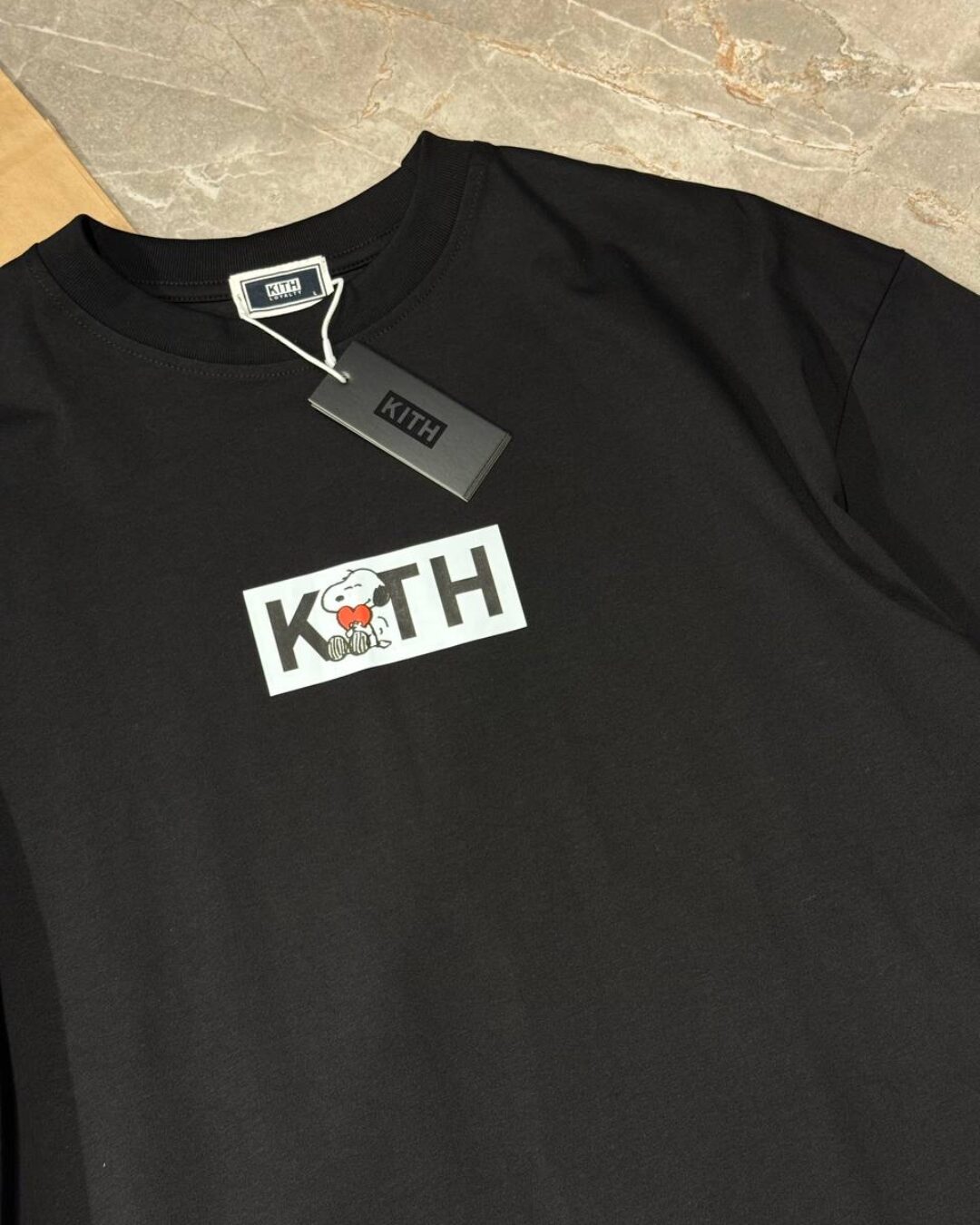 Футболка Kith