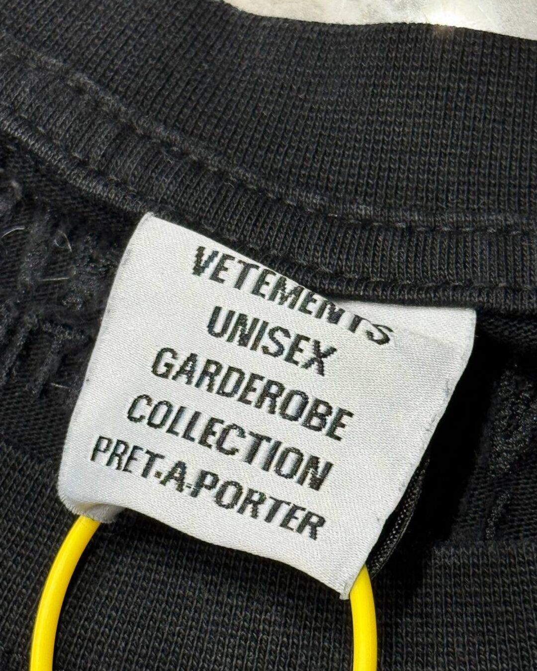 Футболка Vetements Dominatrix
